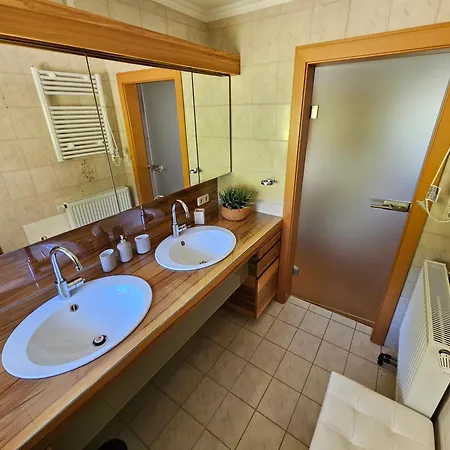 Hüttenbauer Apartamento