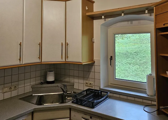 Huettenbauer * Dorf (Salzburg)