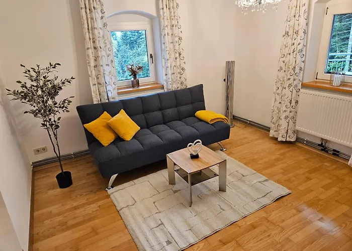 Huettenbauer * Dorf (Salzburg)